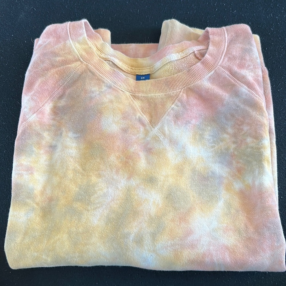 Tie dye pull over